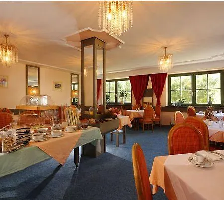 Πανσιόν Eden 3*